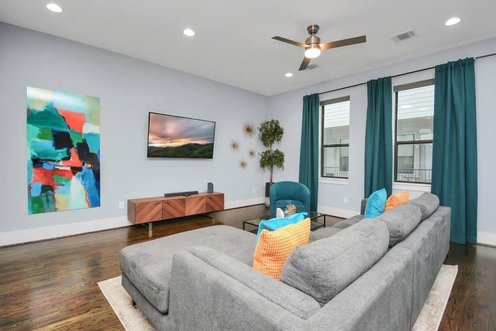 Skyline Views - Sleeps 10 Home Near Downtown Houston Exterior photo
