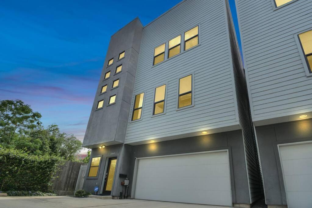 Skyline Views - Sleeps 10 Home Near Downtown Houston Exterior photo