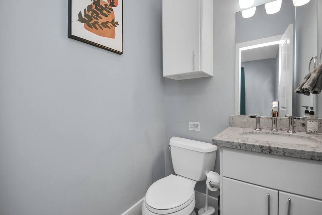 Skyline Views - Sleeps 10 Home Near Downtown Houston Exterior photo